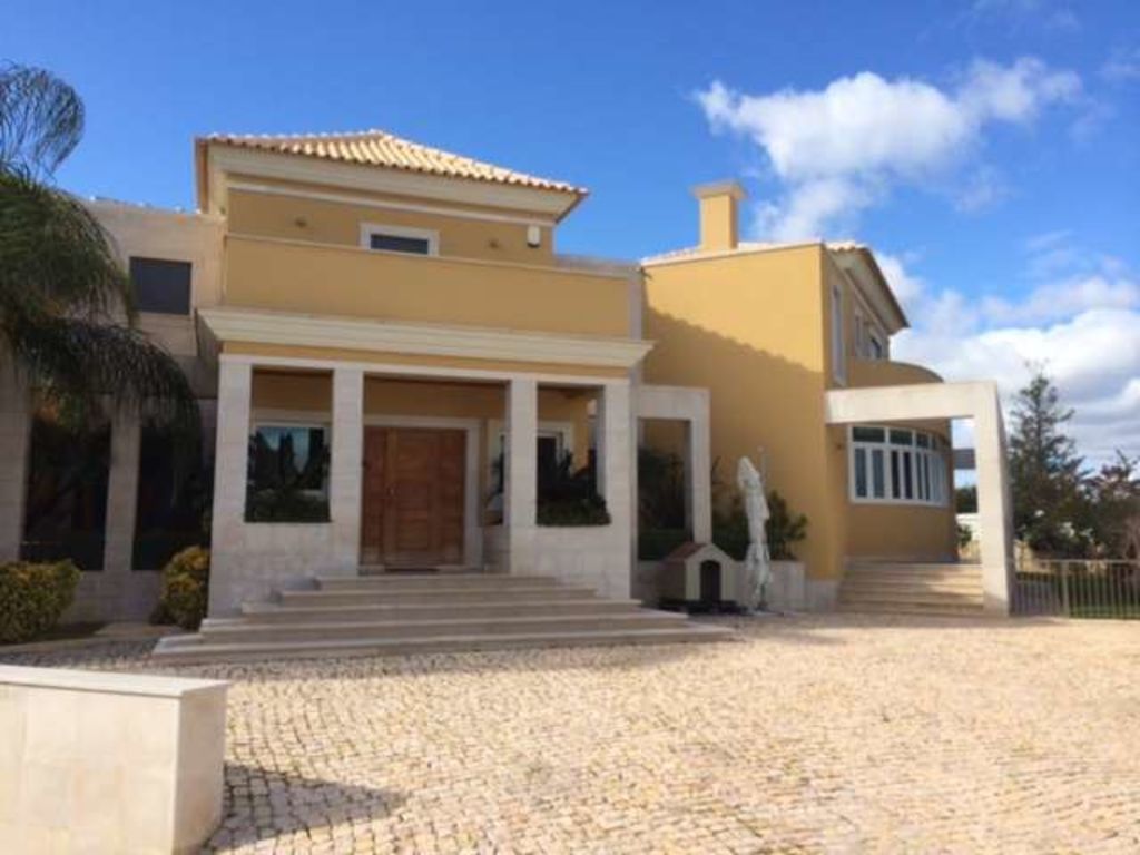 Albufeira e Olhos de Água, Albufeira