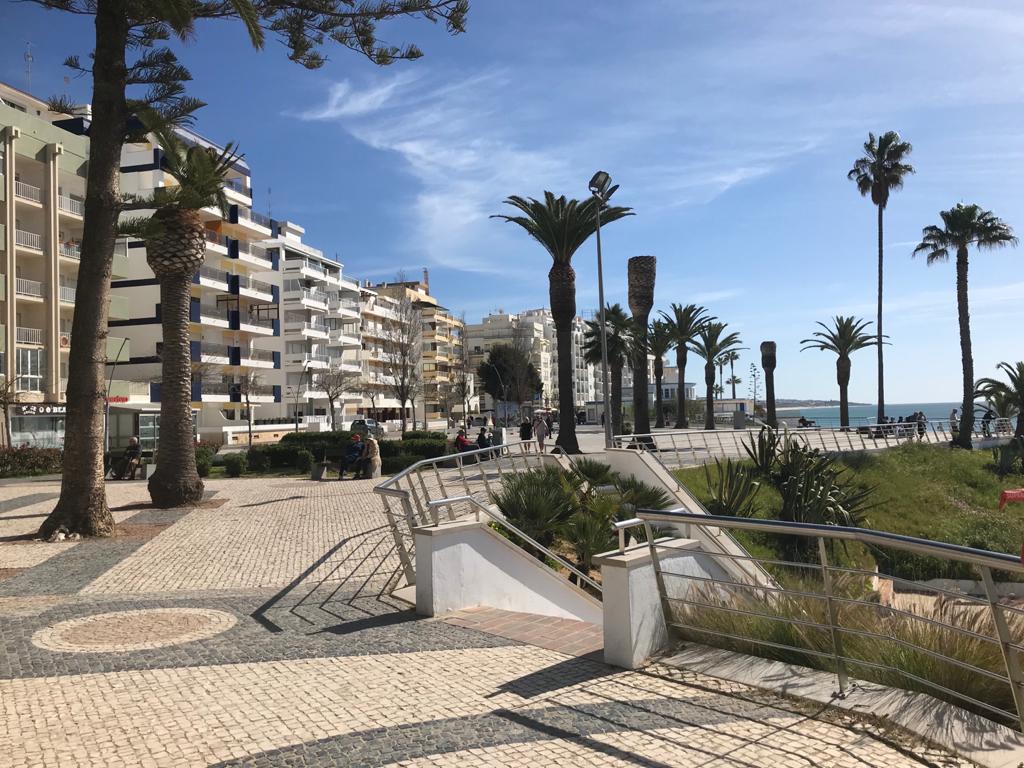 armacao de pera apartment for sale rent